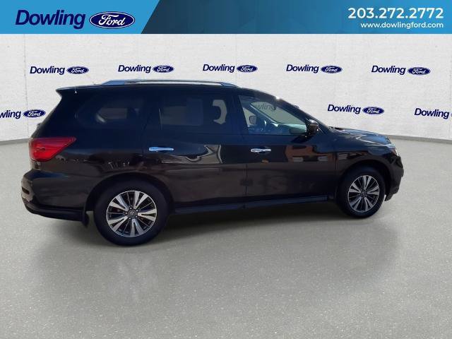 Used 2017 Nissan Pathfinder SL w/ SL Tech Package AWD/4WD image 4