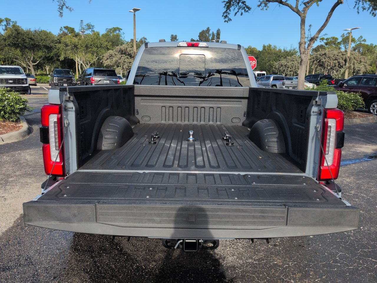 Certified 2026 Ford F450 Platinum w/ FX4 Off-Road Package AWD/4WD image 13