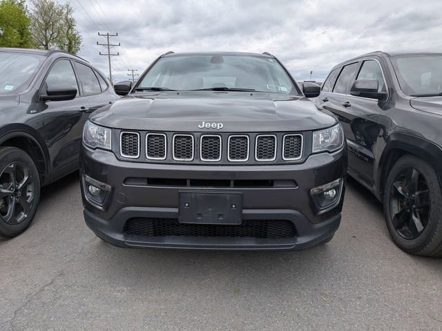 Used 2020 Jeep Compass Latitude w/ Cold Weather Group AWD/4WD image 7