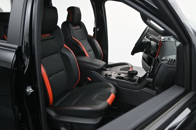 Certified 2025 Ford Ranger Raptor AWD/4WD image 32