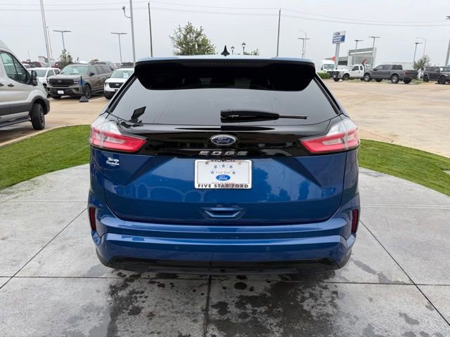 Certified 2022 Ford Edge ST-Line AWD/4WD image 2