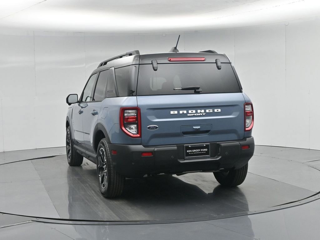 Certified 2025 Ford Bronco Sport Outer Banks w/ Outer Banks Tech Package+ image 17