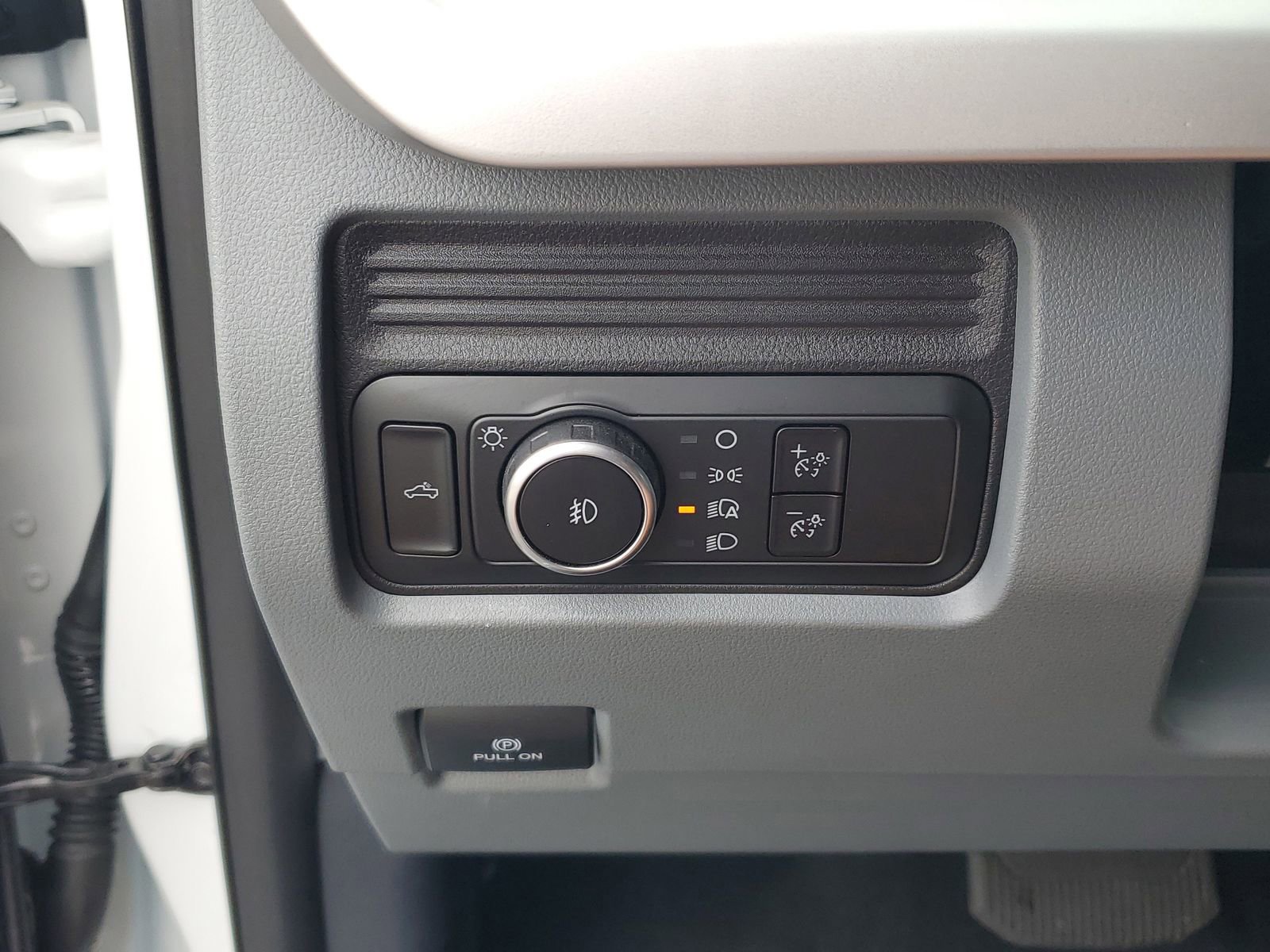 Certified 2025 Ford F350 XLT w/ FX4 Off-Road Package AWD/4WD image 28