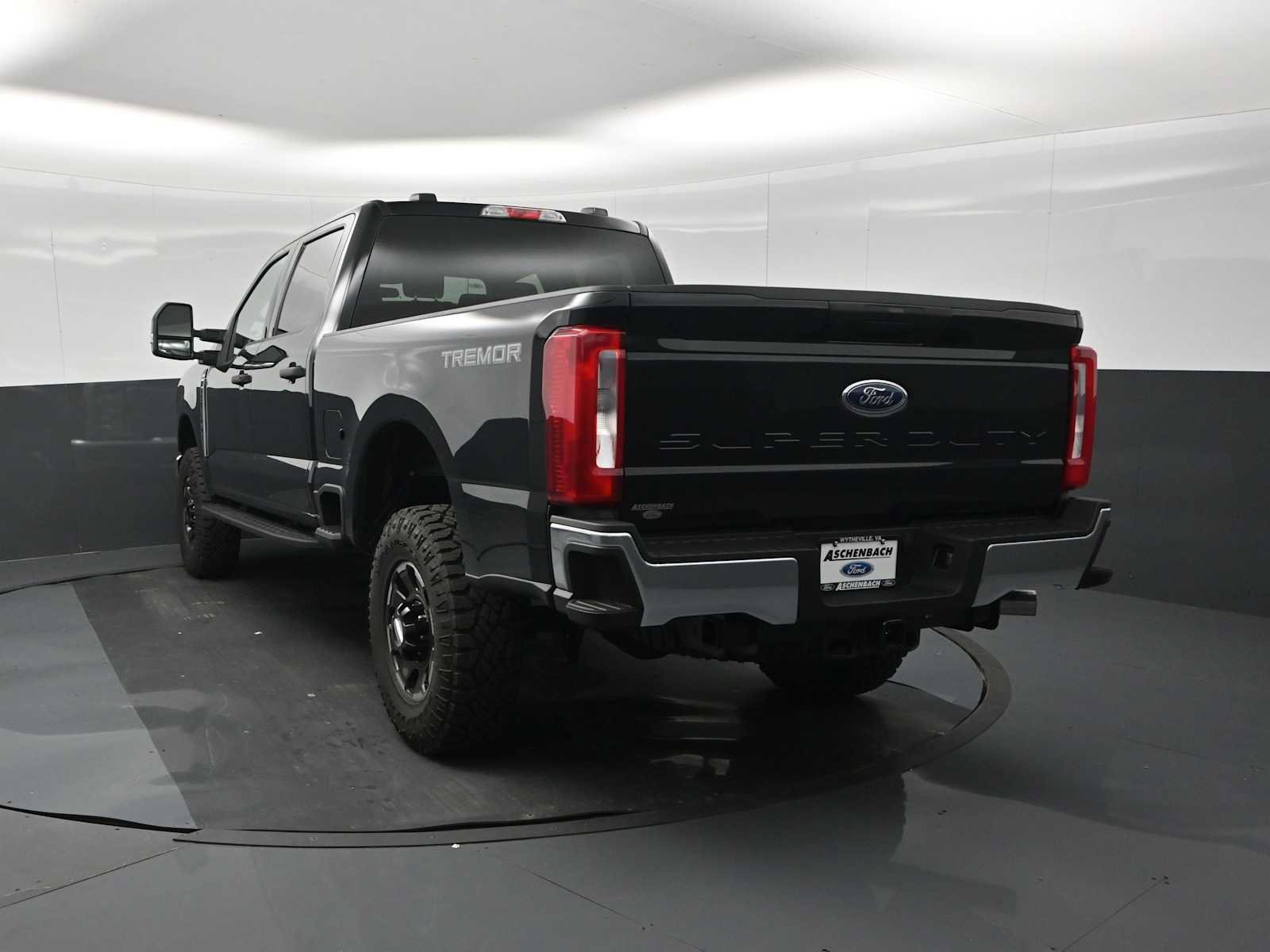 Certified 2026 Ford F250 XLT w/ Tremor Off-Road Package AWD/4WD image 7