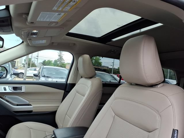 Certified 2024 Ford Explorer Limited w/ Limited Technology Package AWD/4WD image 20