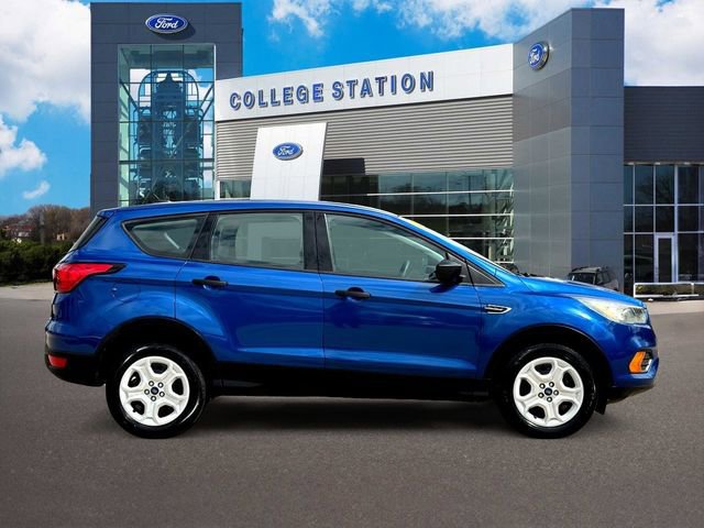 Certified 2019 Ford Escape S image 4