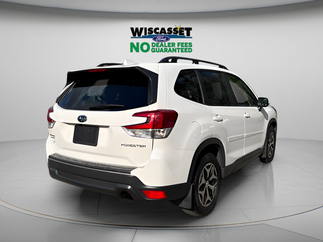 Used 2023 Subaru Forester Premium AWD/4WD image 25