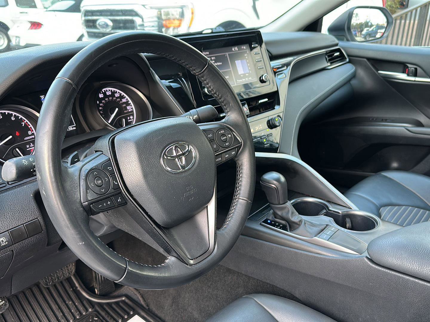 Used 2024 Toyota Camry SE image 21