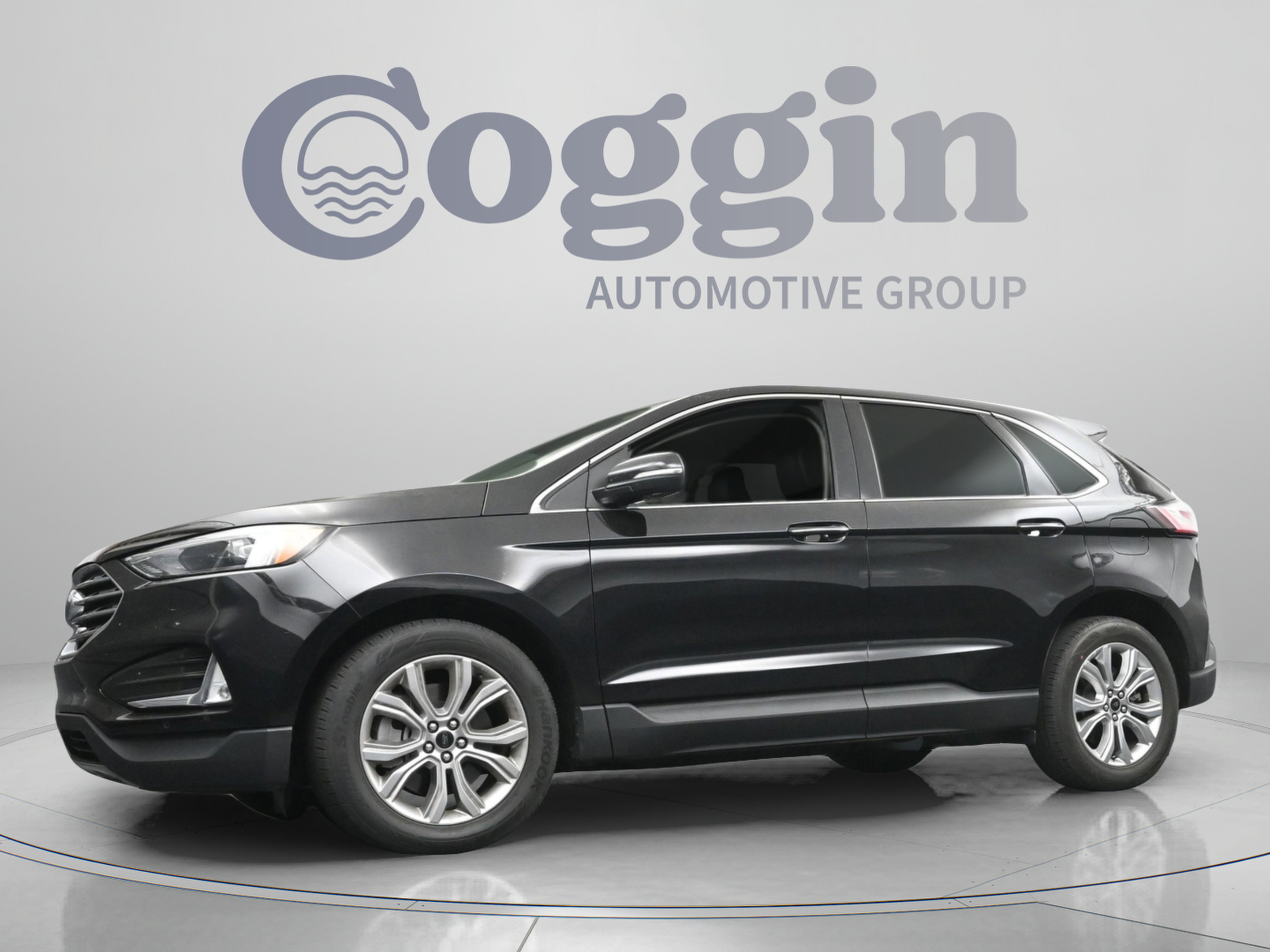 Certified 2024 Ford Edge Titanium AWD/4WD image 2
