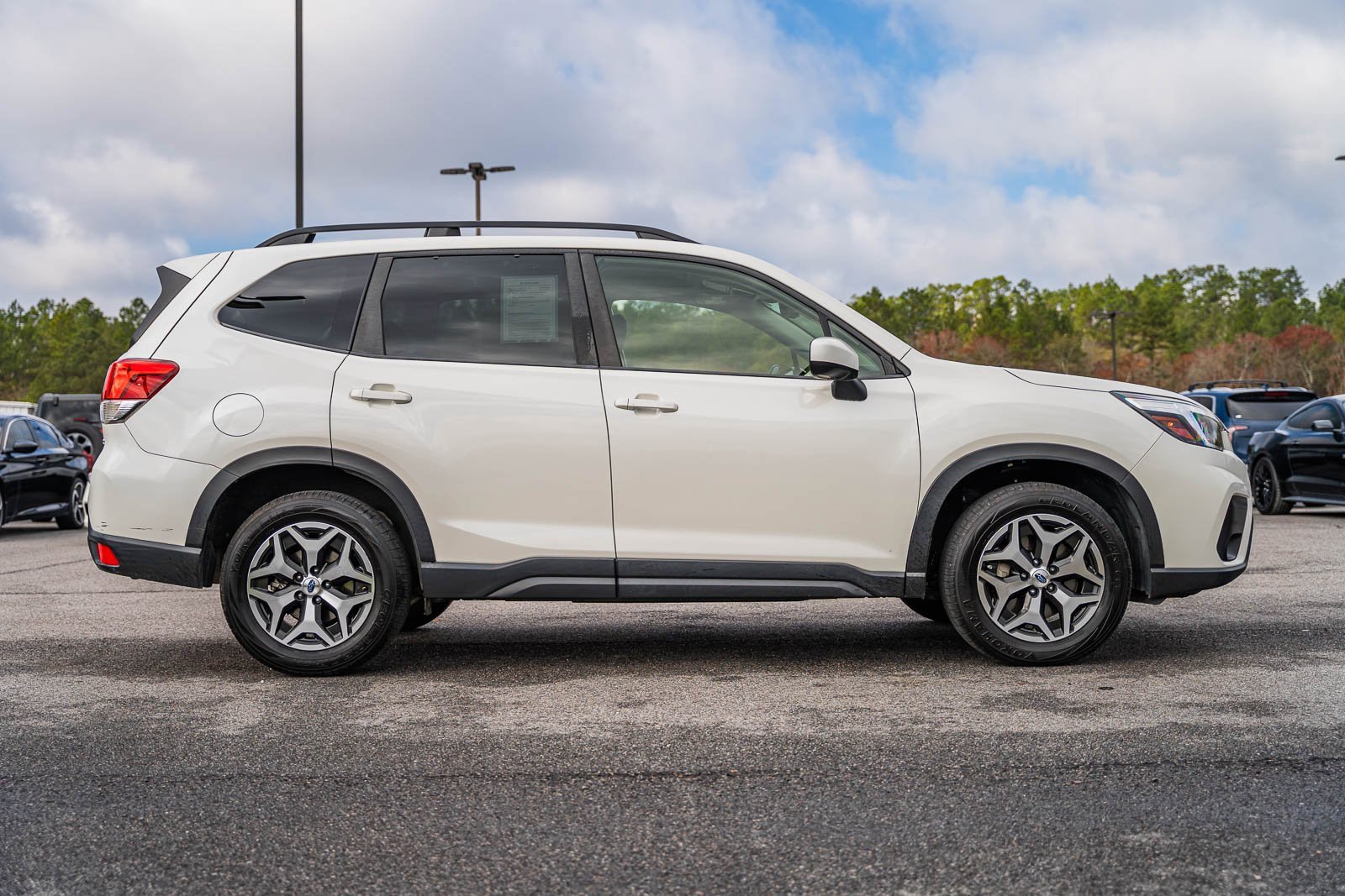 Used 2019 Subaru Forester Premium image 8