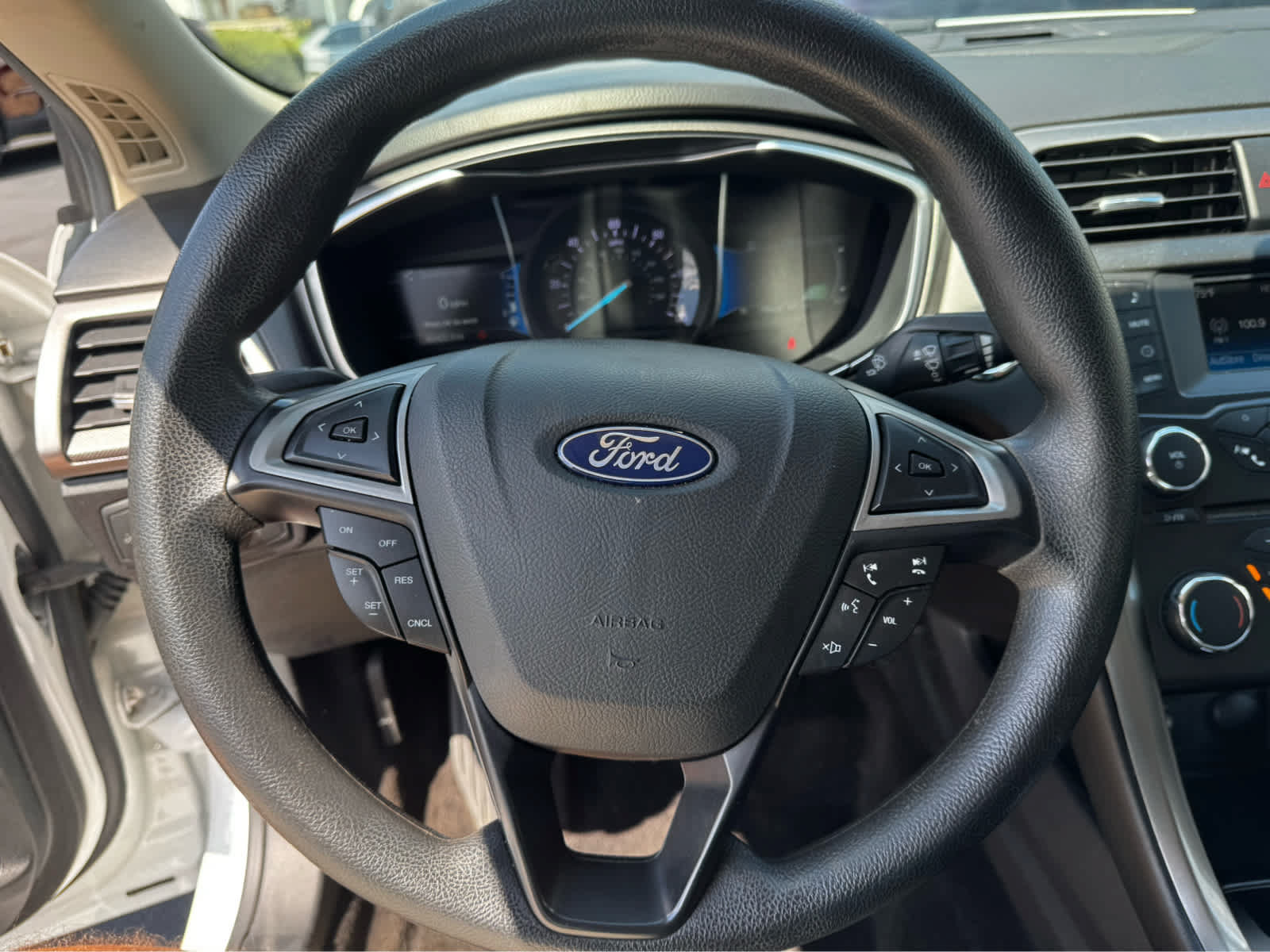 Certified 2018 Ford Fusion S FWD image 3