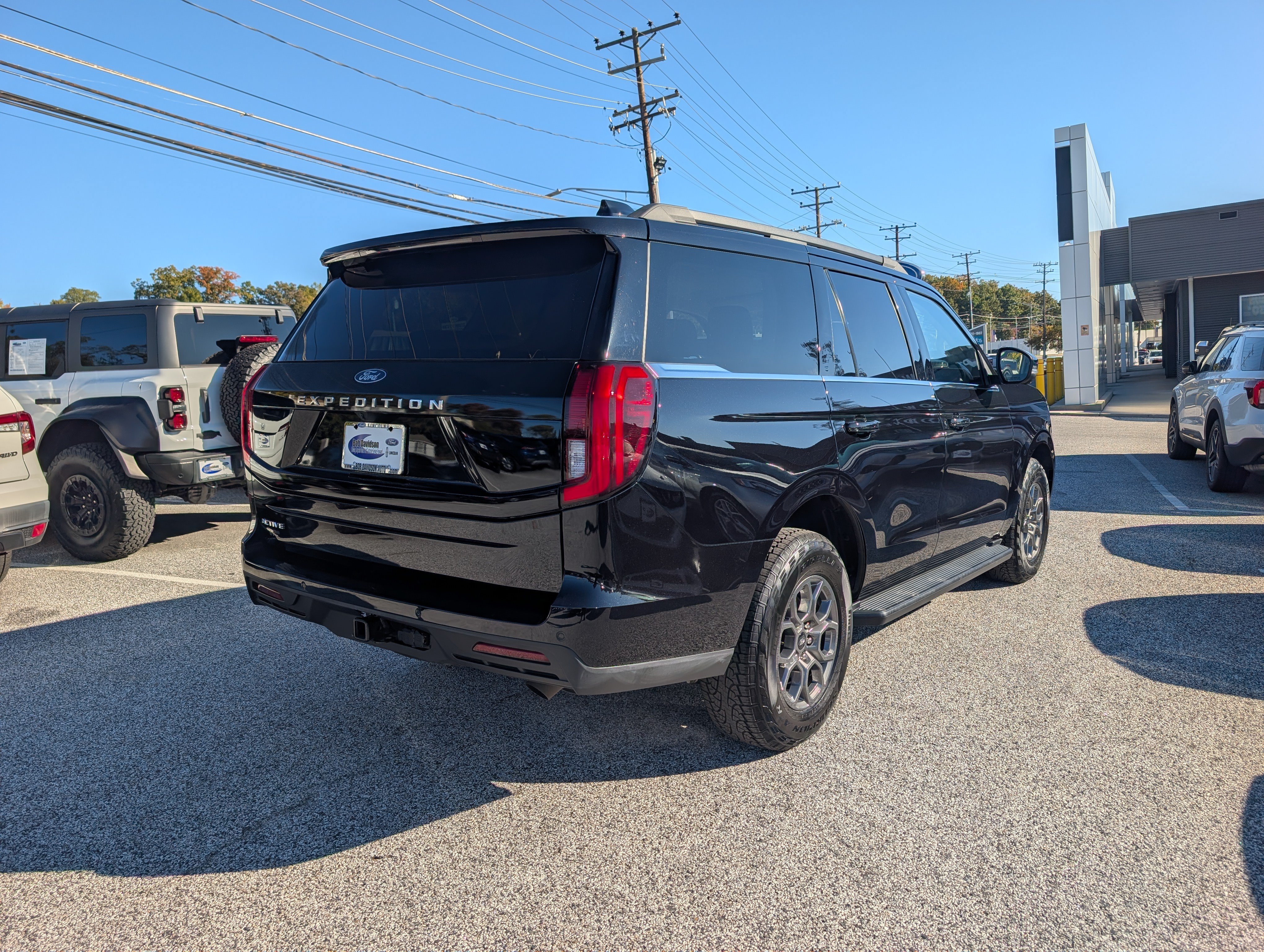 Certified 2026 Ford Expedition Active AWD/4WD image 7