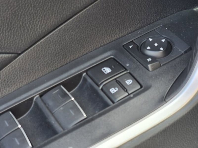 Used 2023 Toyota RAV4 SE AWD/4WD image 34