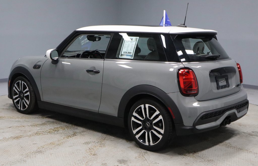Used 2023 MINI Cooper S image 3