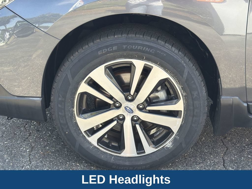 Used 2018 Subaru Outback 2.5i Limited AWD/4WD image 10