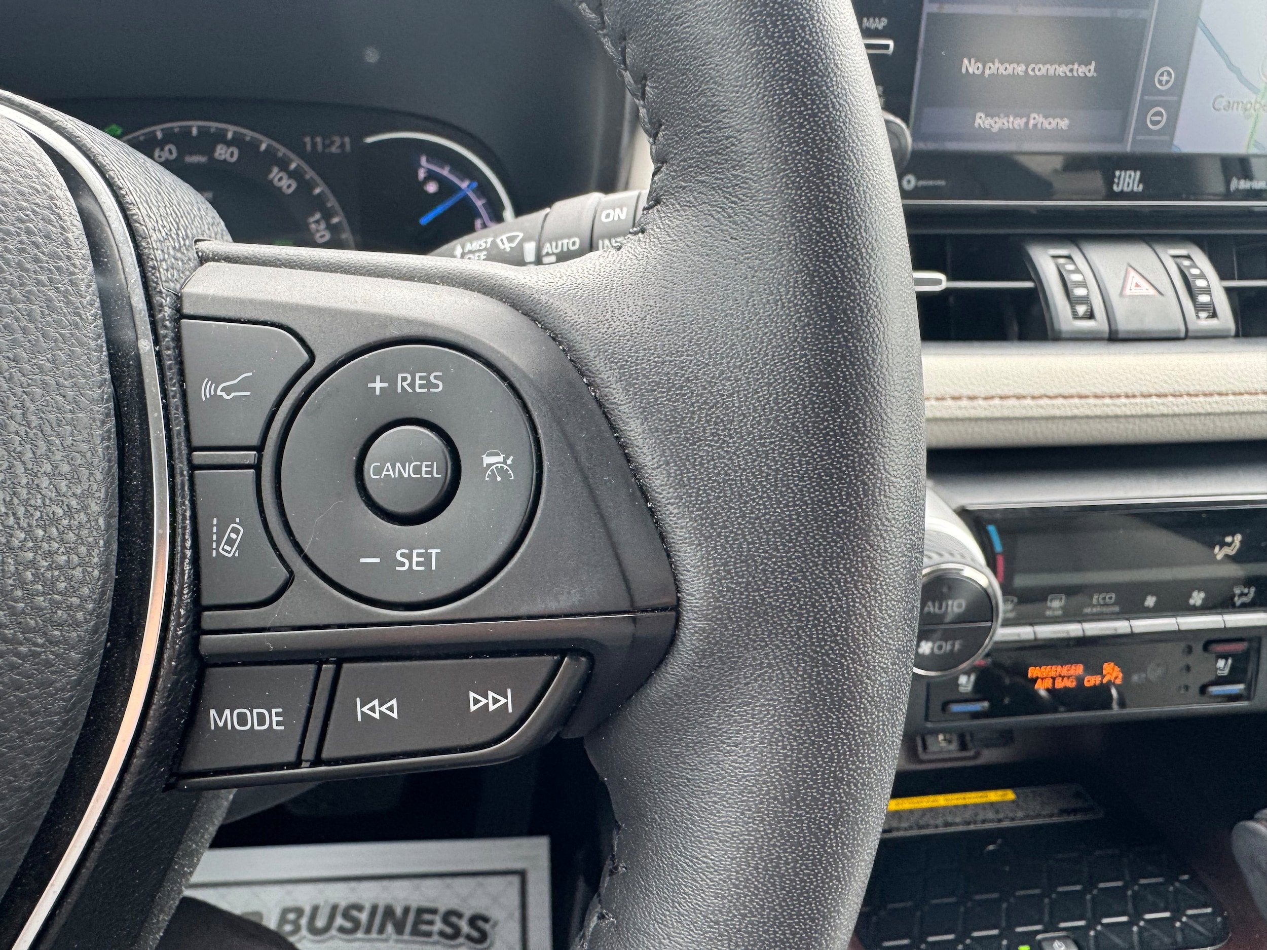 Used 2020 Toyota RAV4 Limited AWD/4WD image 17