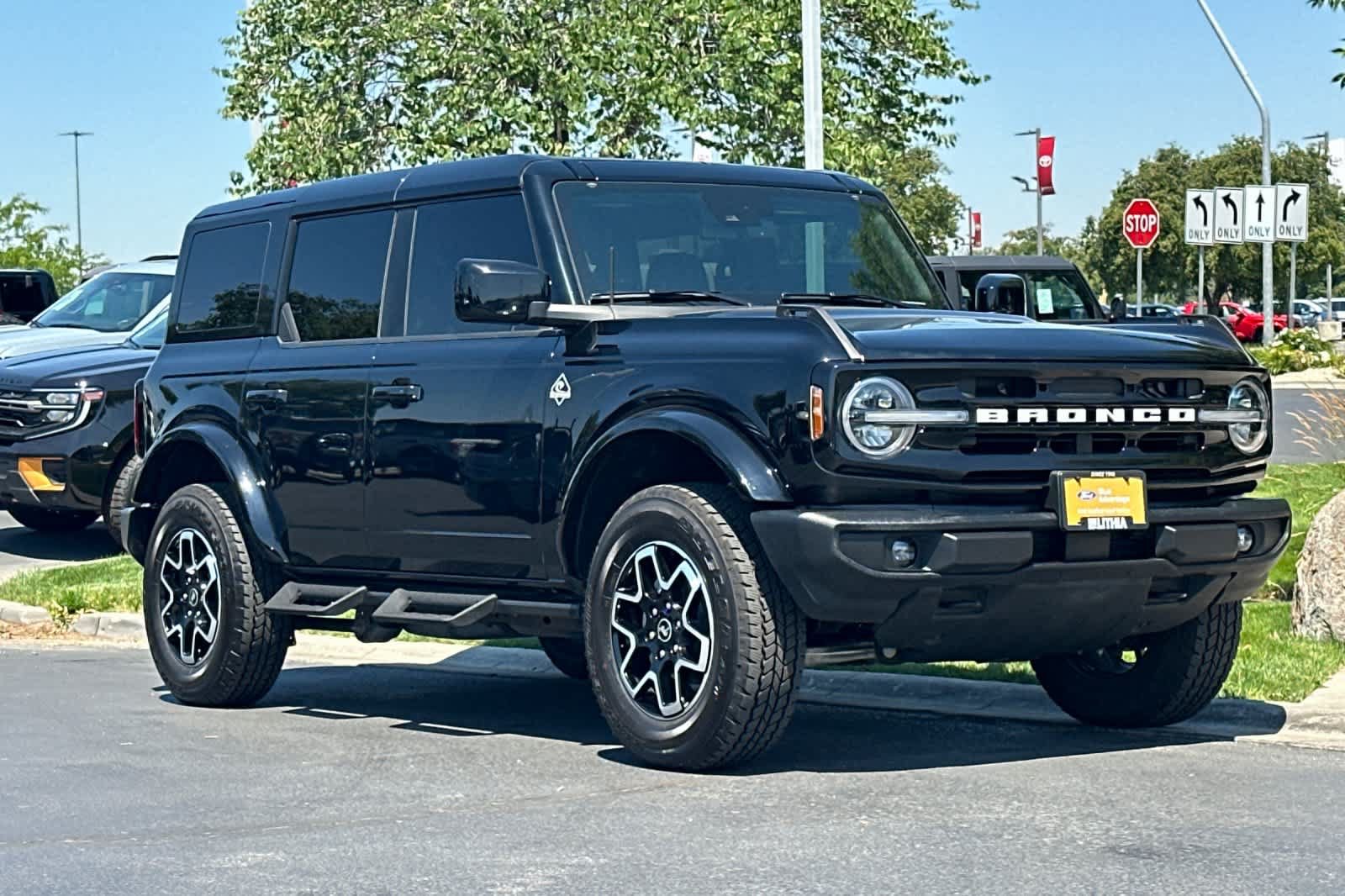 Certified 2024 Ford Bronco Outer Banks AWD/4WD image 9