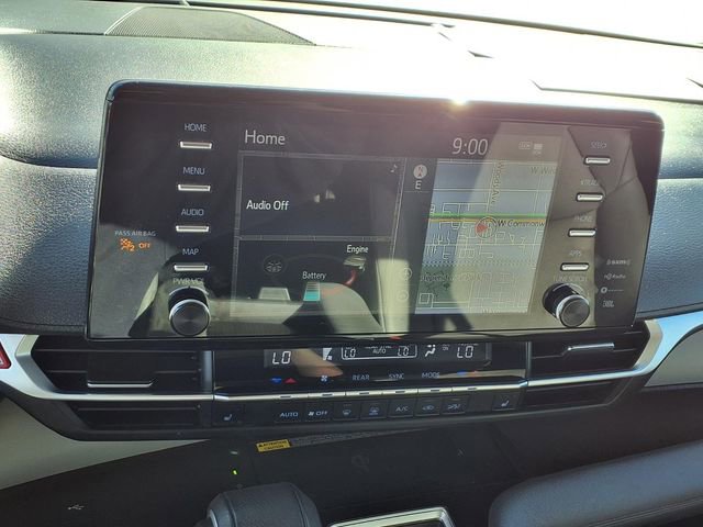 Used 2023 Toyota Sienna XLE w/ XLE Plus Package image 5