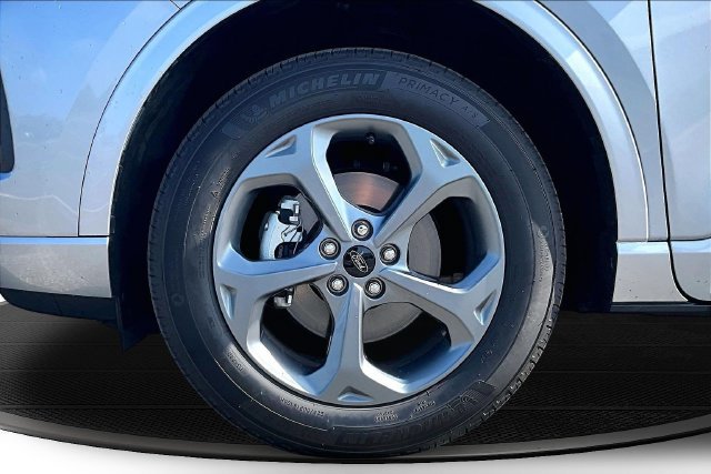 Certified 2024 Ford Escape ST-Line w/ Tech Pack #1 AWD/4WD image 33