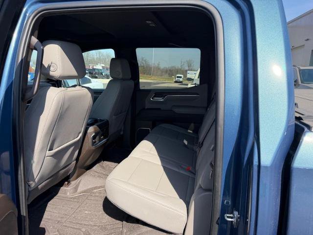 Used 2024 GMC Sierra 1500 SLT w/ SLT Premium Plus Package AWD/4WD image 9
