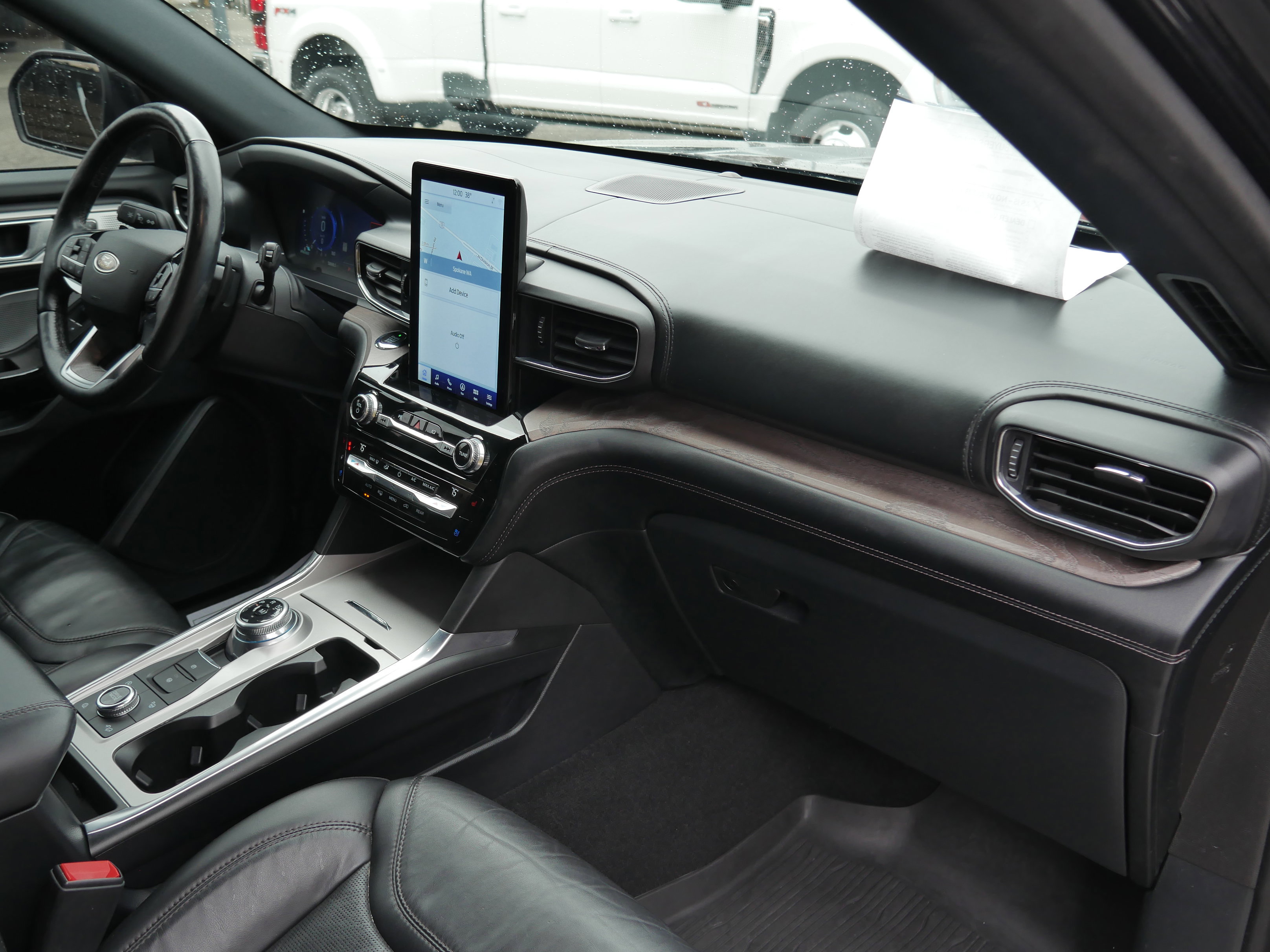 Certified 2021 Ford Explorer Platinum image 31