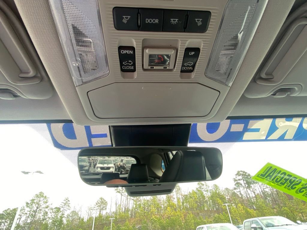 Used 2023 Toyota RAV4 Limited image 18