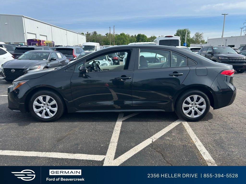 Used 2022 Toyota Corolla LE FWD image 7