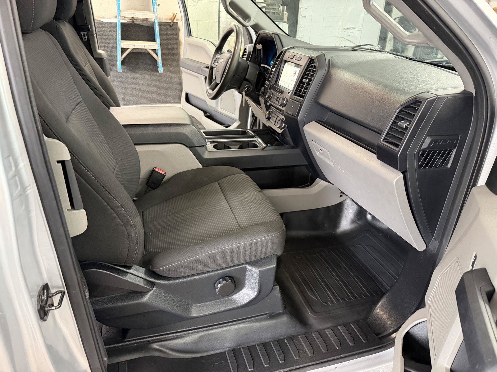 Certified 2017 Ford F150 XL w/ Equipment Group 101A Mid AWD/4WD image 30
