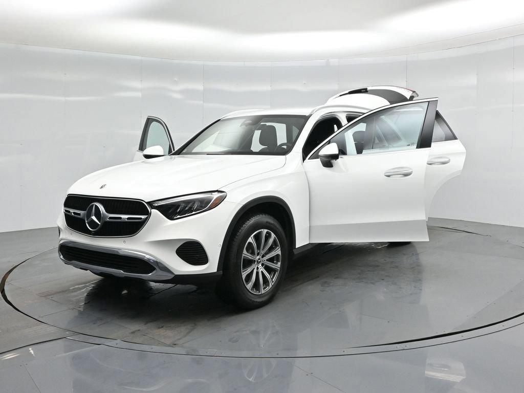 Used 2024 Mercedes-Benz GLC 300 GLC 300 image 49