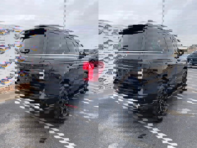 Certified 2024 Ford Expedition Timberline image 4