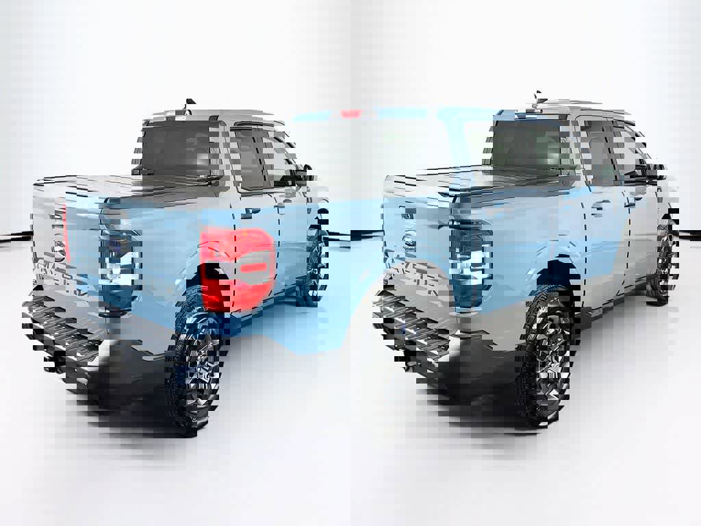 Certified 2022 Ford Maverick XLT w/ XLT Luxury Package image 5