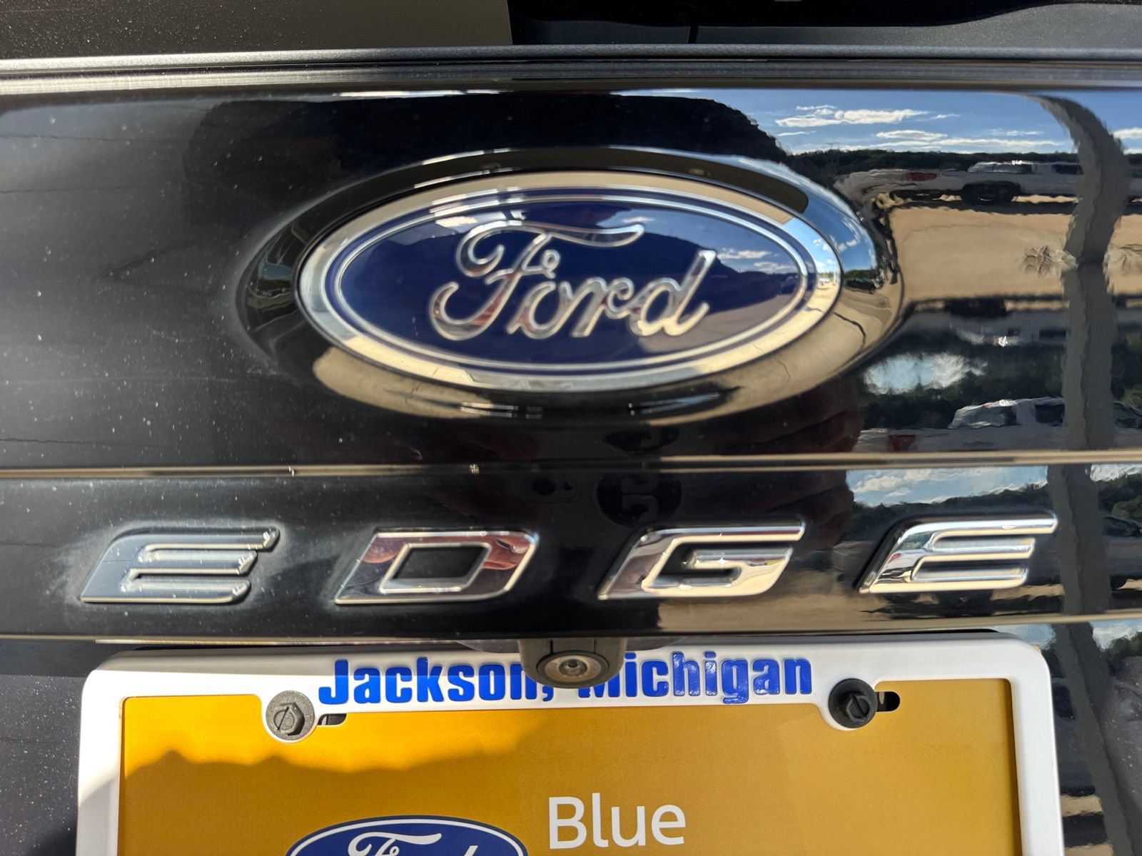 Certified 2024 Ford Edge SEL w/ Convenience Package AWD/4WD image 14