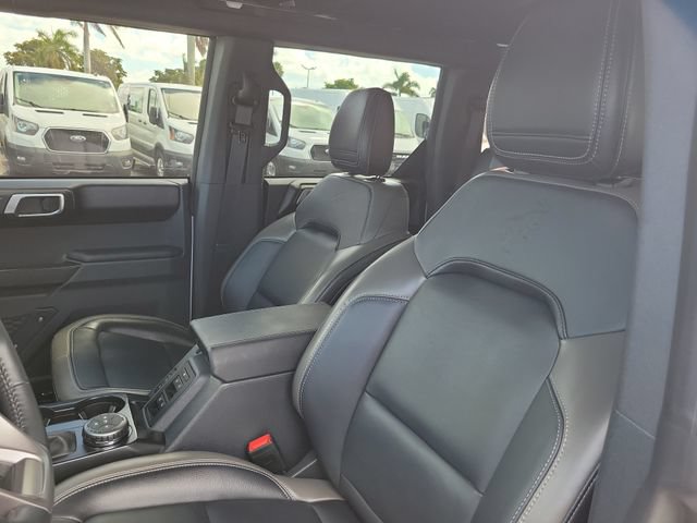 Certified 2025 Ford Bronco Outer Banks AWD/4WD image 18