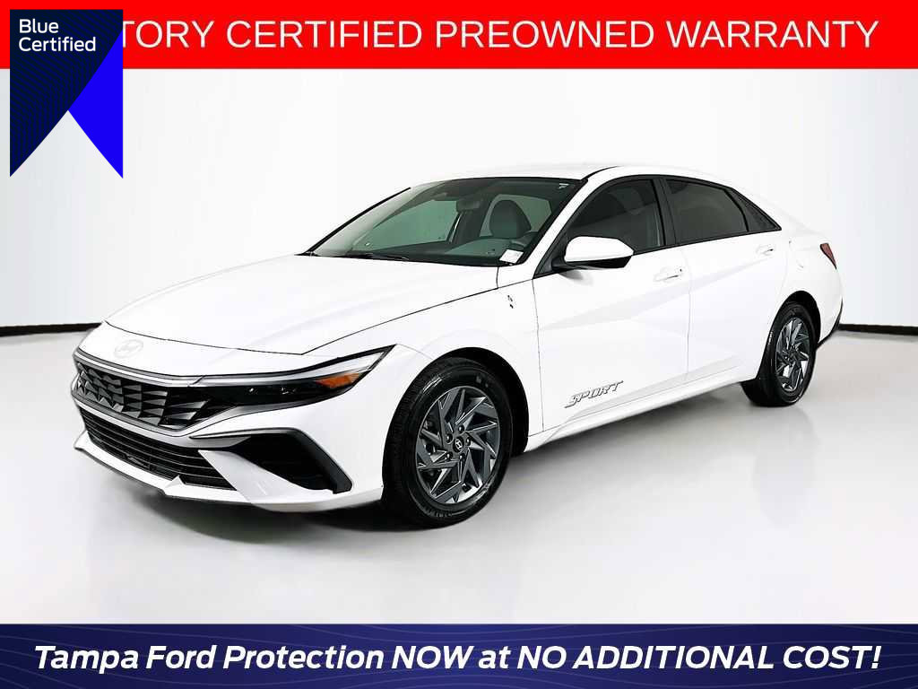 Used 2024 Hyundai Elantra SEL image 1