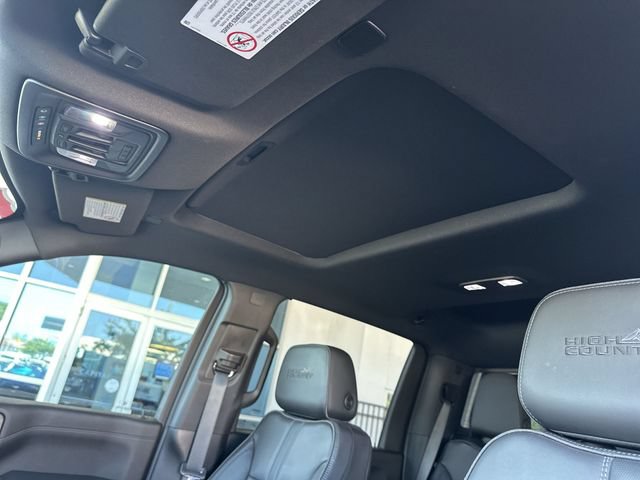 Used 2023 Chevrolet Silverado 2500 High Country w/ Z71 Off-Road Package AWD/4WD image 22