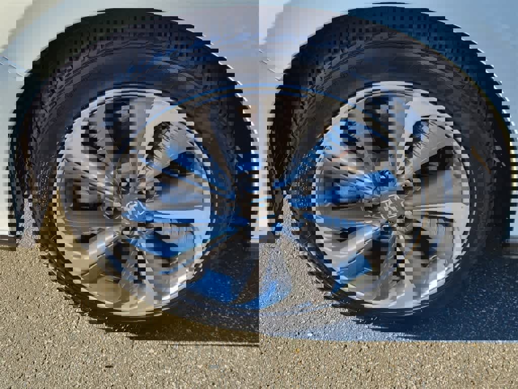 Used 2019 Honda Clarity Touring image 9