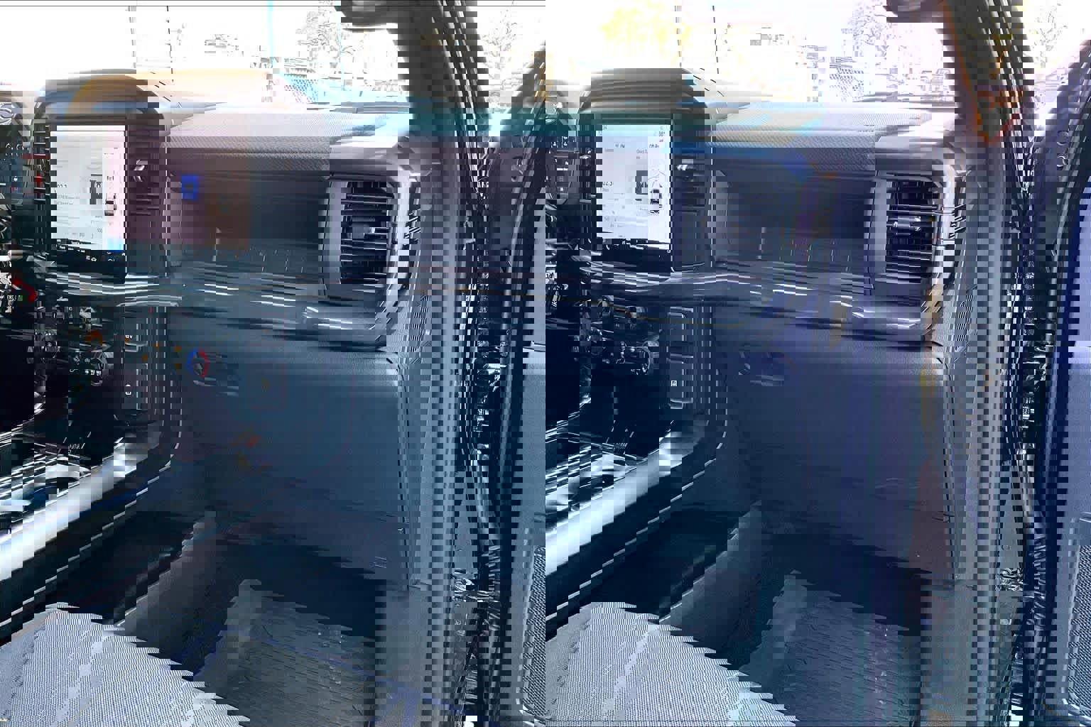 Certified 2025 Ford F150 STX w/ STX Black Appearance Package image 20