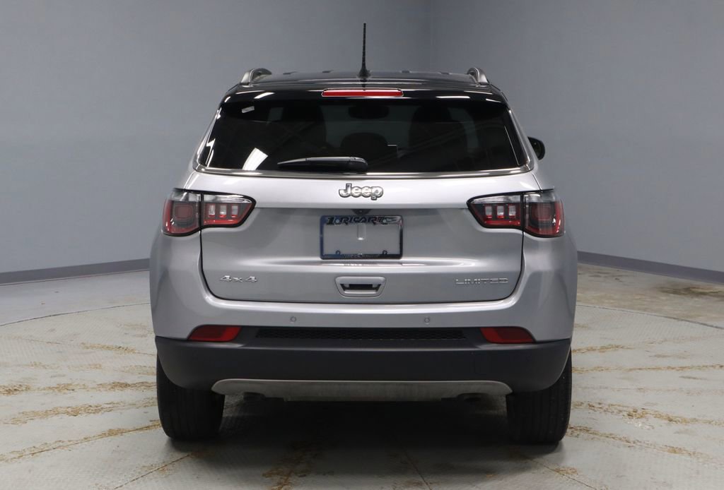 Used 2024 Jeep Compass Limited image 4