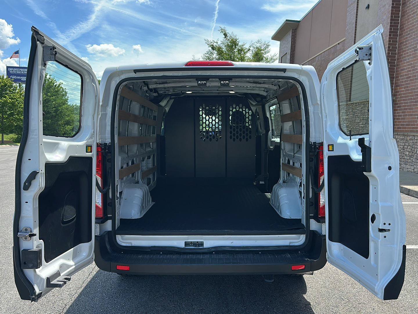 Certified 2025 Ford Transit 250 Low Roof w/ Exterior Upgrade Package RWD image 23