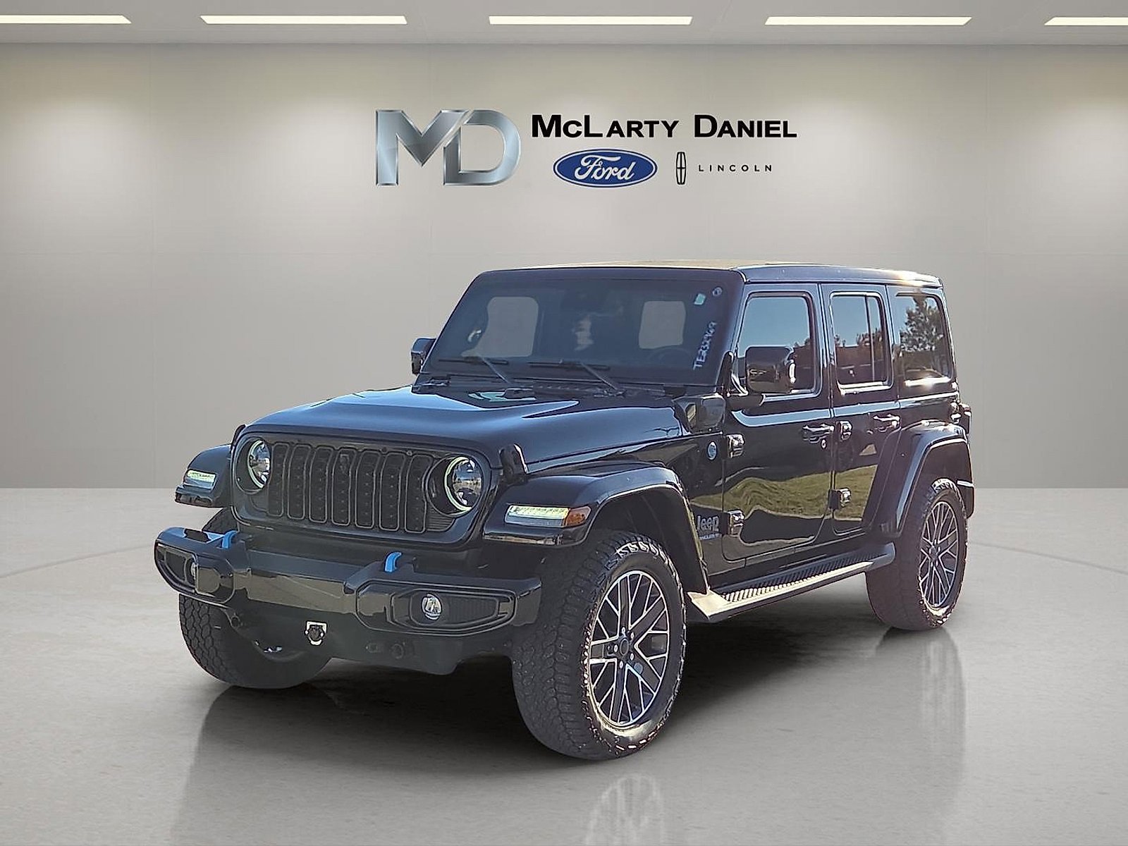 Used 2024 Jeep Wrangler High Altitude video 2