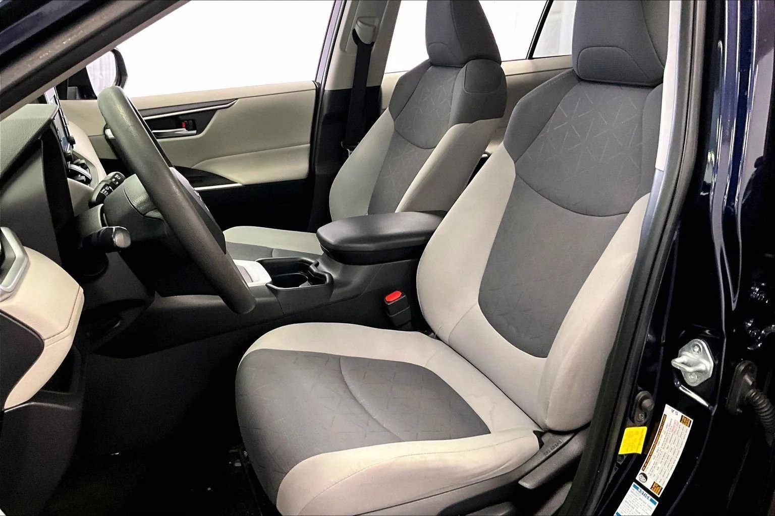 Used 2019 Toyota RAV4 XLE w/ All Weather Liner Package image 24