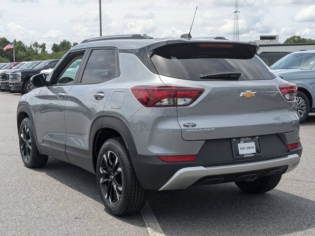 Used 2023 Chevrolet TrailBlazer LT FWD image 5
