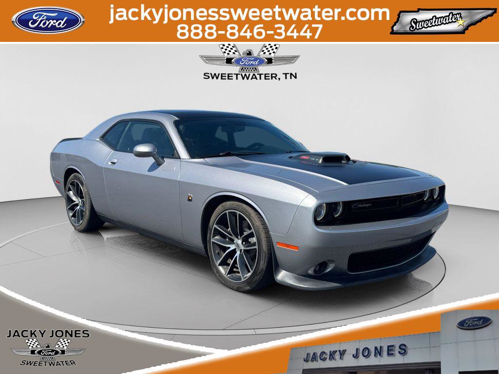 Used 2017 Dodge Challenger R/T Scat Pack RWD image 7