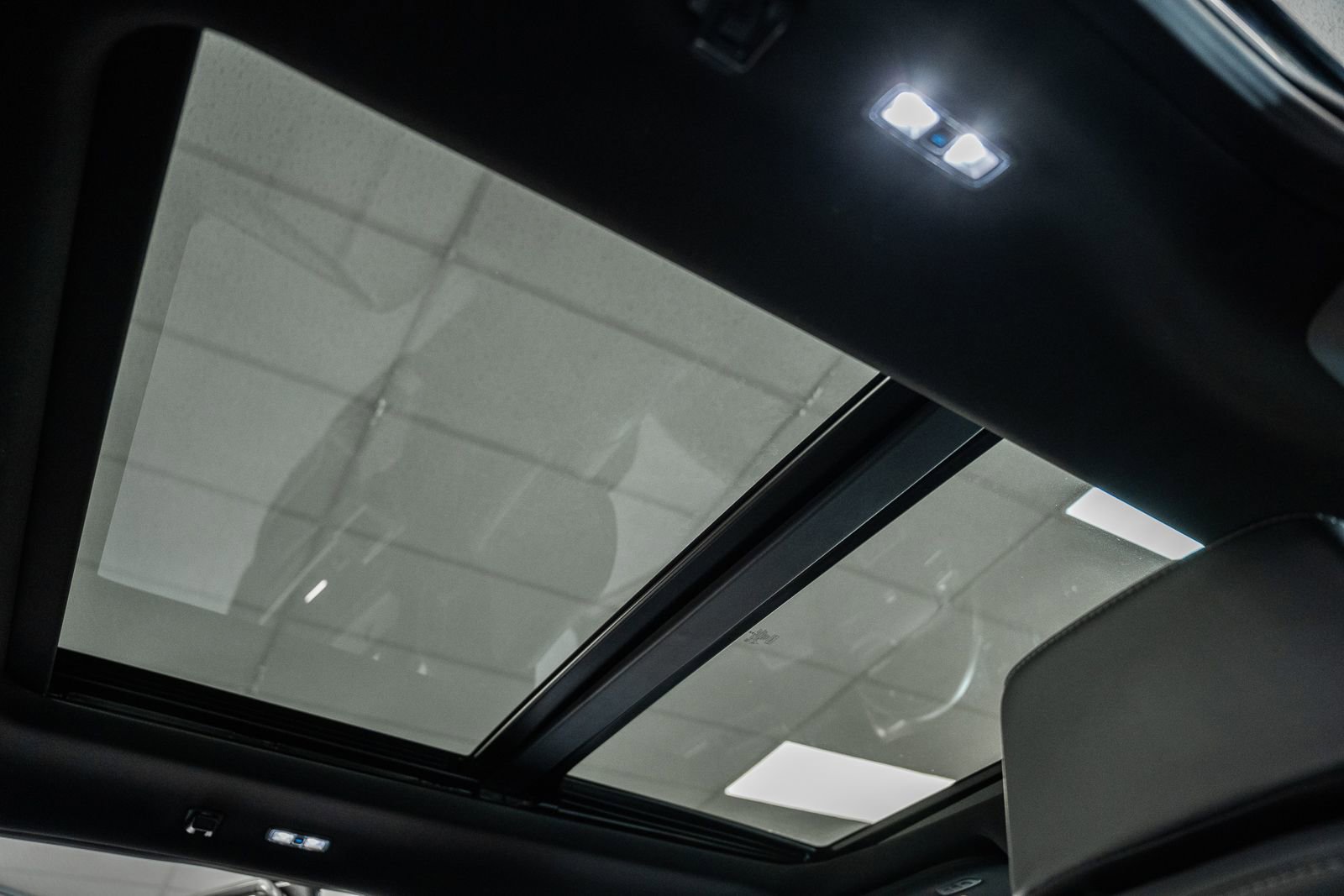 Certified 2024 Ford F150 Lariat image 40