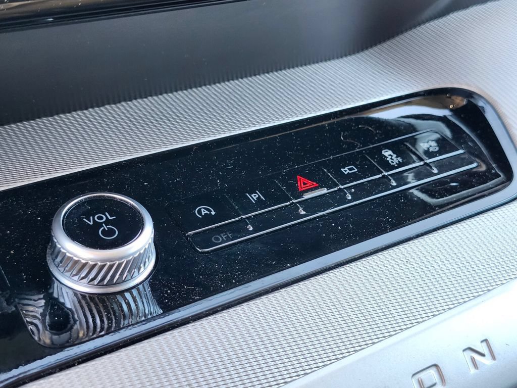 Certified 2025 Ford Expedition Active RWD image 30