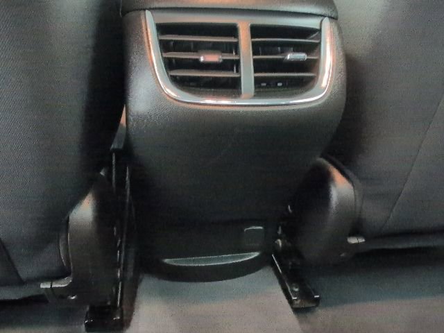 Used 2023 Chevrolet Malibu LT image 32