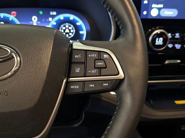 Used 2023 Toyota Highlander Platinum image 23