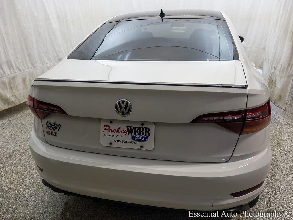 Used 2019 Volkswagen Jetta GLI FWD image 5