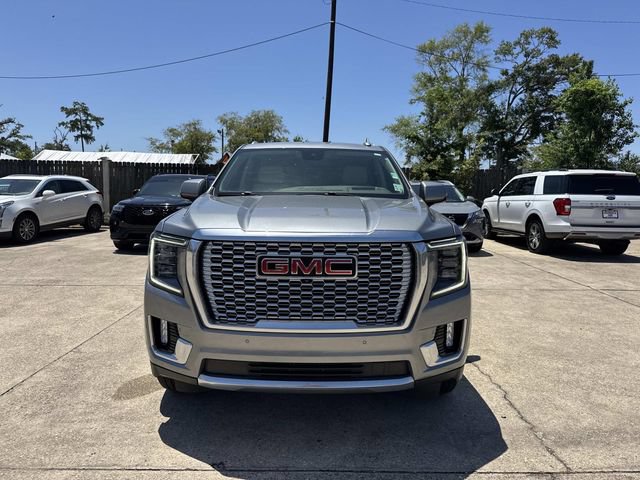 Used 2023 GMC Yukon XL Denali AWD/4WD image 2