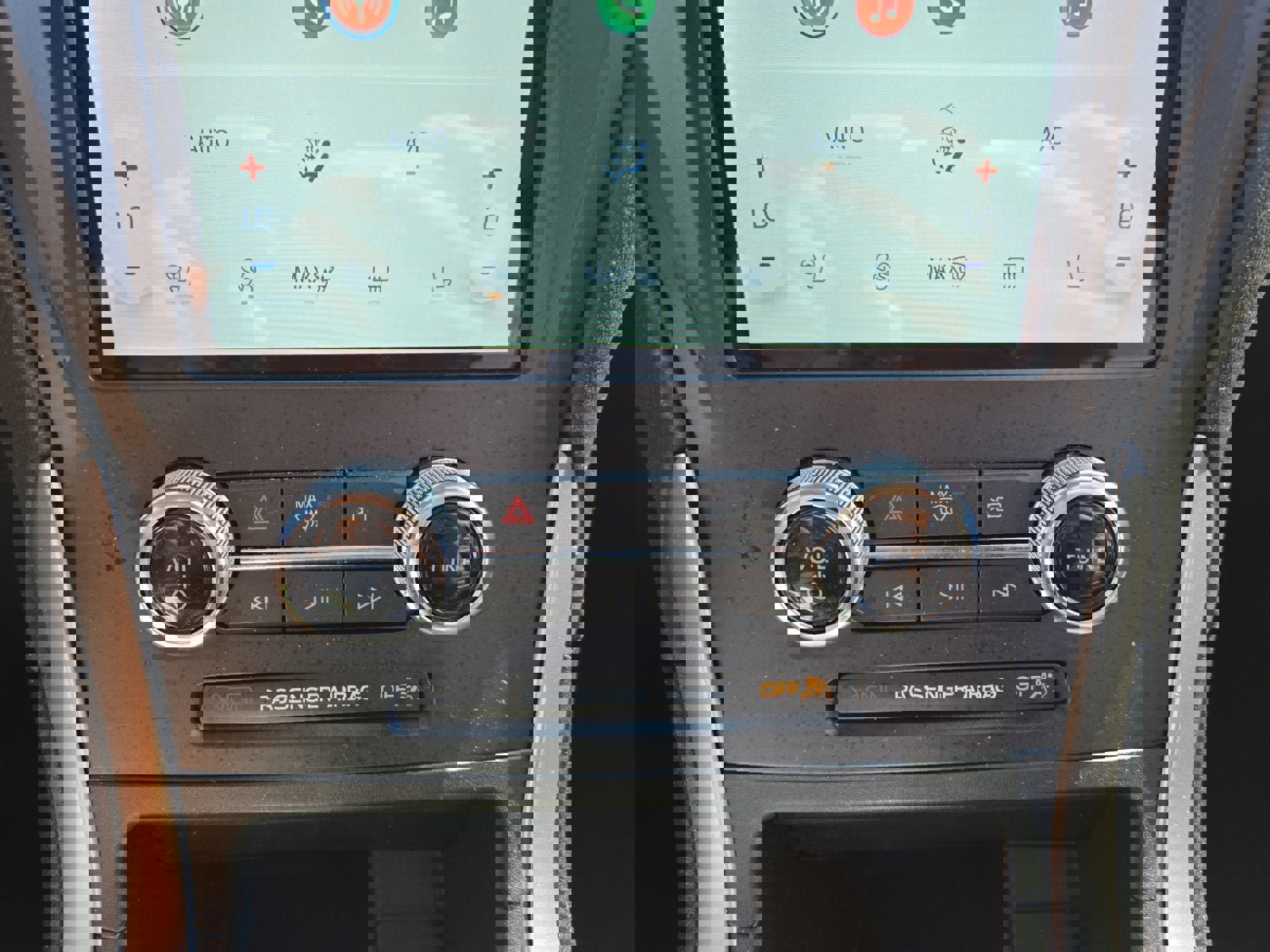 Certified 2023 Ford Edge SEL w/ Convenience Package image 20